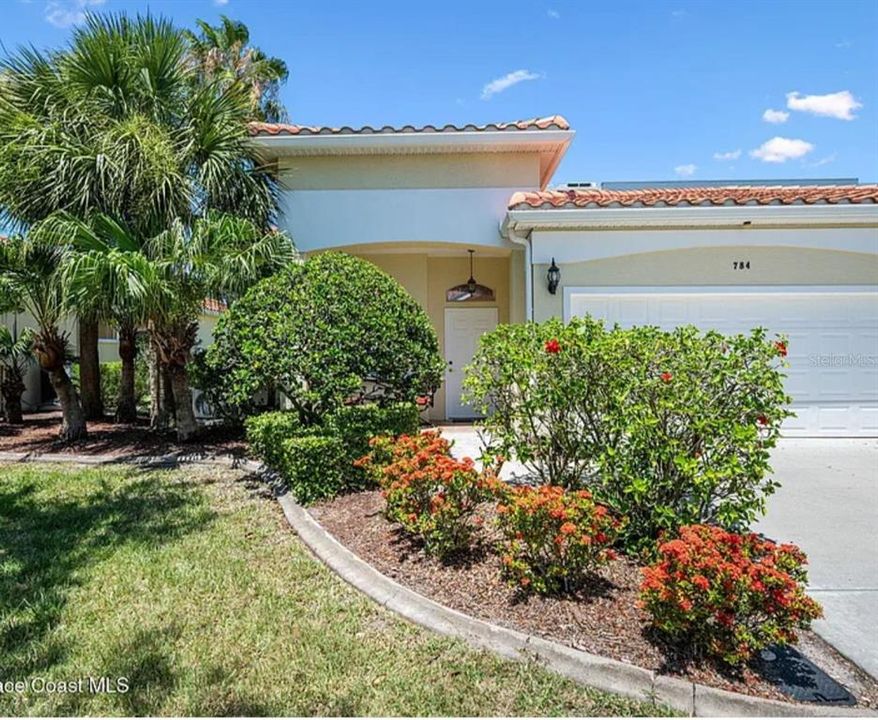 Недавно продано: $430,000 (4 спален, 3 ванн, 1670 Квадратных фут)