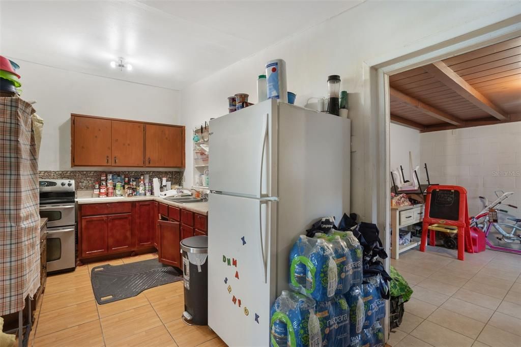 На продажу: $152,000 (3 спален, 2 ванн, 1477 Квадратных фут)