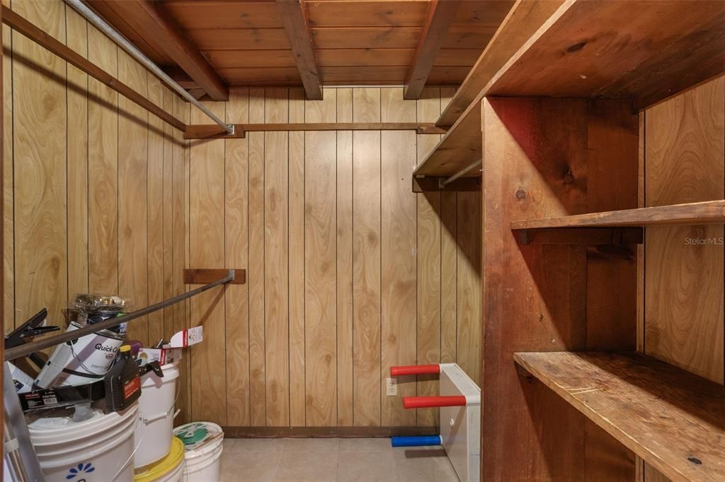 На продажу: $152,000 (3 спален, 2 ванн, 1477 Квадратных фут)