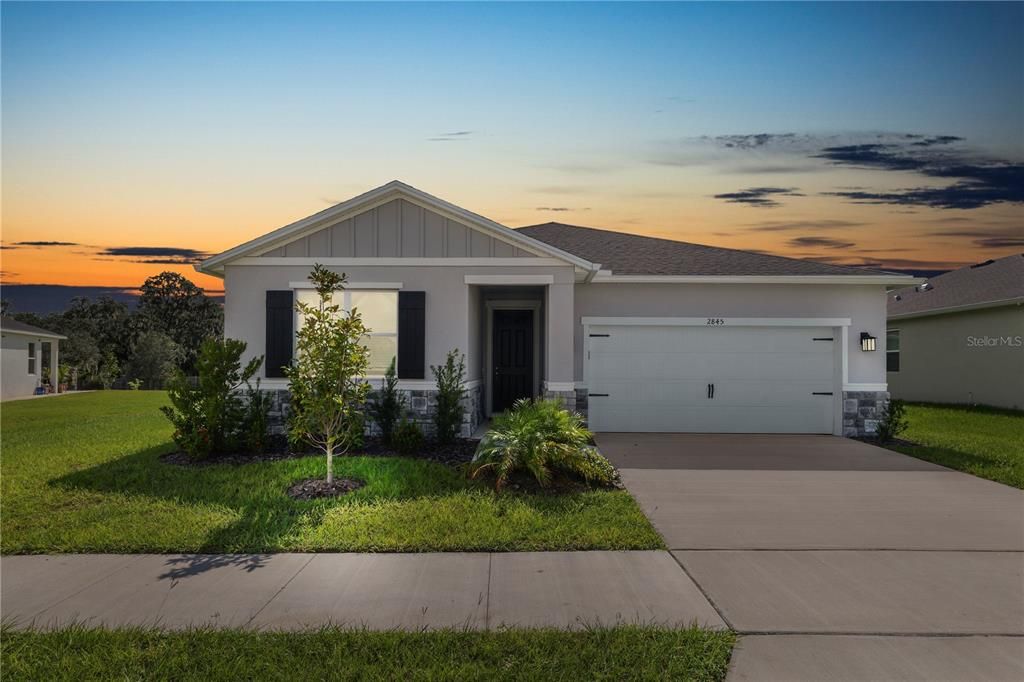 For Rent: $2,700 (3 beds, 2 baths, 2148 Square Feet)