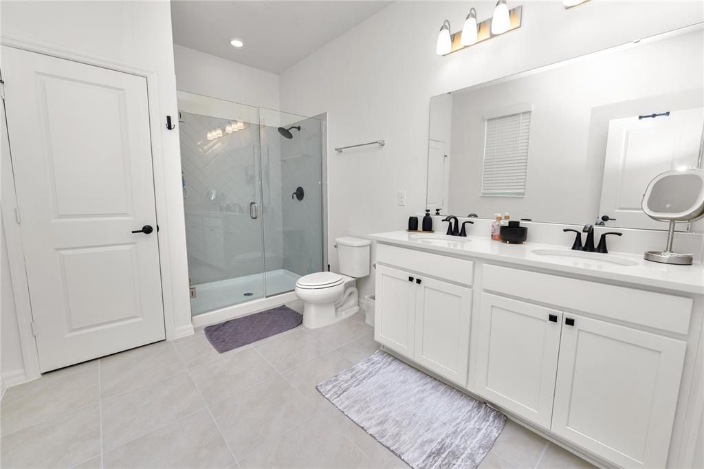 For Rent: $2,700 (3 beds, 2 baths, 2148 Square Feet)