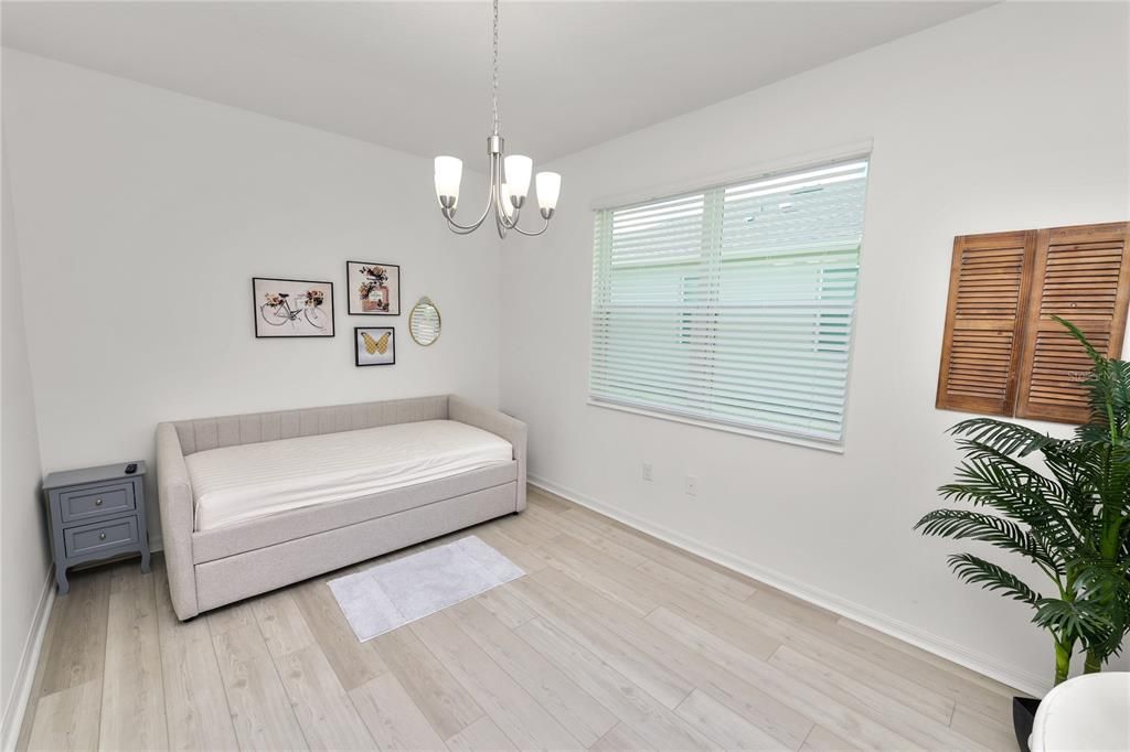 For Rent: $2,700 (3 beds, 2 baths, 2148 Square Feet)