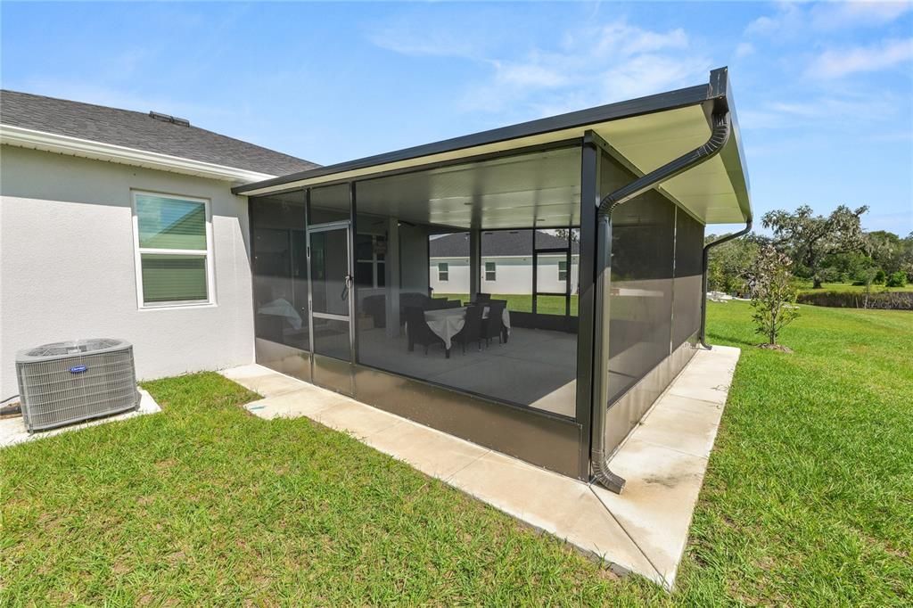 For Rent: $2,700 (3 beds, 2 baths, 2148 Square Feet)