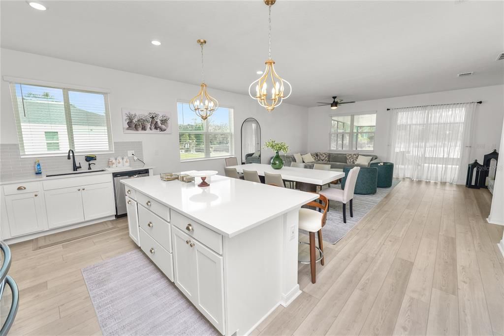 For Rent: $2,700 (3 beds, 2 baths, 2148 Square Feet)