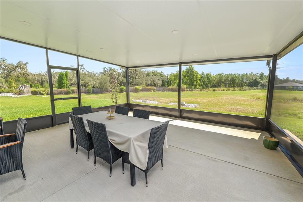 For Rent: $2,700 (3 beds, 2 baths, 2148 Square Feet)