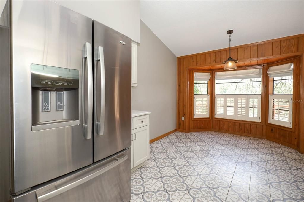 Active With Contract: $420,000 (4 beds, 2 baths, 2040 Square Feet)