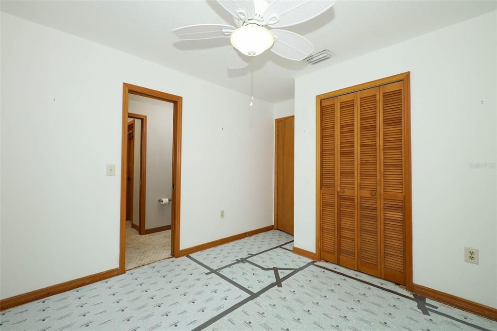 Active With Contract: $420,000 (4 beds, 2 baths, 2040 Square Feet)