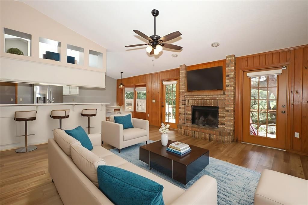 Active With Contract: $420,000 (4 beds, 2 baths, 2040 Square Feet)