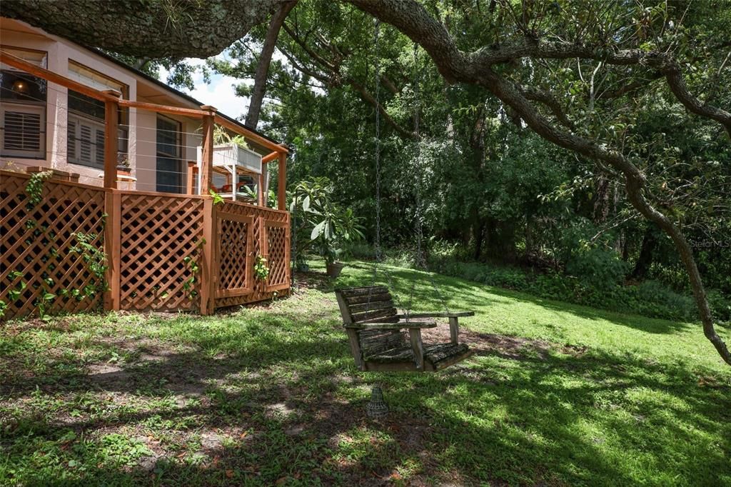 Active With Contract: $420,000 (4 beds, 2 baths, 2040 Square Feet)