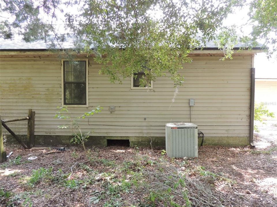 Activo con contrato: $310,000 (5 camas, 3 baños, 2850 Pies cuadrados)