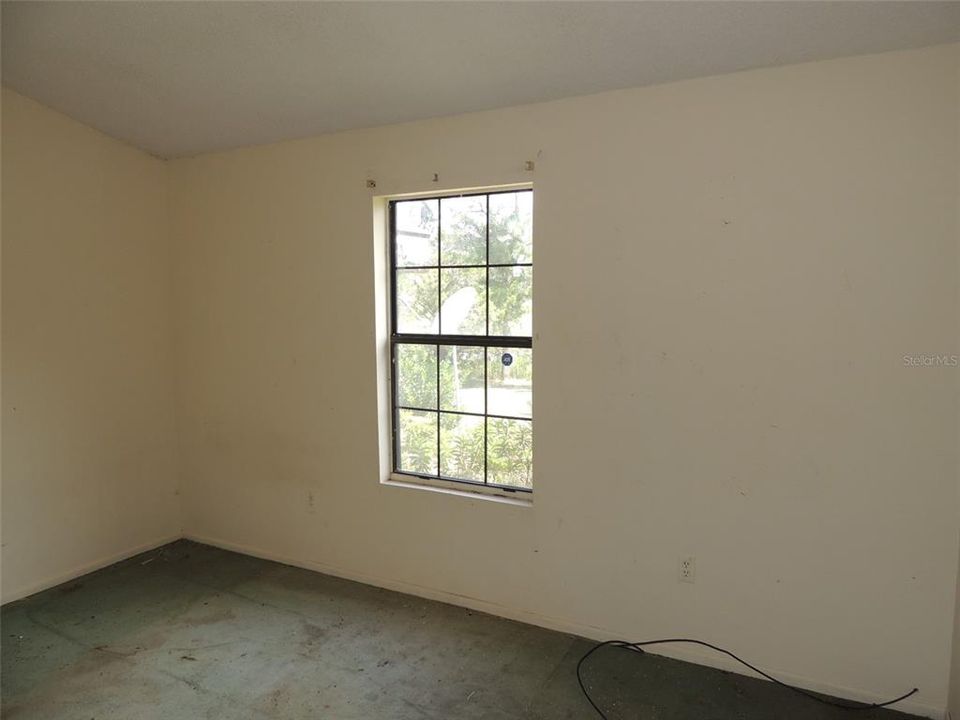 Activo con contrato: $310,000 (5 camas, 3 baños, 2850 Pies cuadrados)