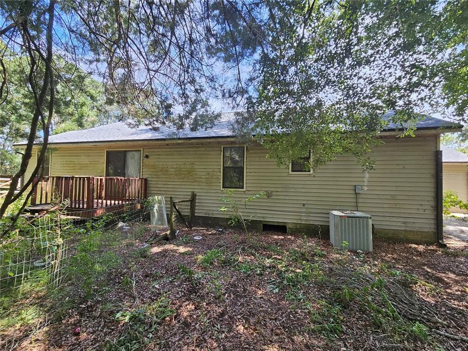 Activo con contrato: $310,000 (5 camas, 3 baños, 2850 Pies cuadrados)