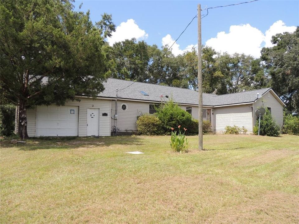 Activo con contrato: $310,000 (5 camas, 3 baños, 2850 Pies cuadrados)