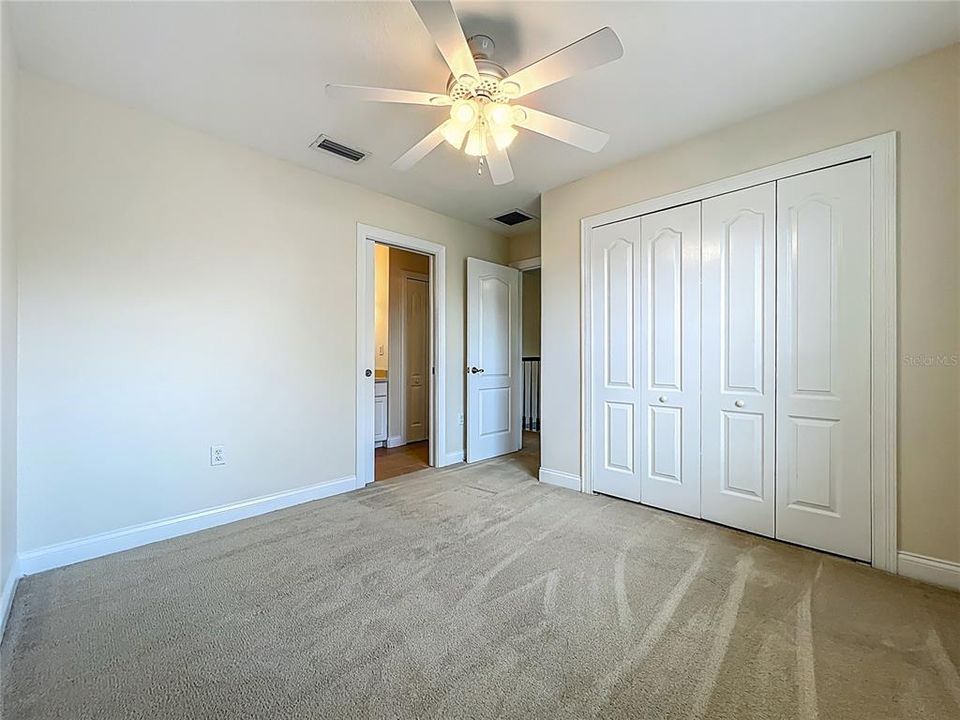 Activo con contrato: $635,000 (6 camas, 4 baños, 3338 Pies cuadrados)