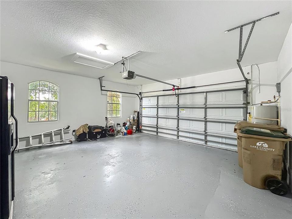 Activo con contrato: $635,000 (6 camas, 4 baños, 3338 Pies cuadrados)