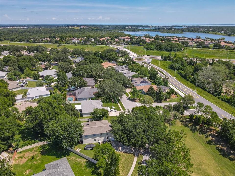 Activo con contrato: $635,000 (6 camas, 4 baños, 3338 Pies cuadrados)