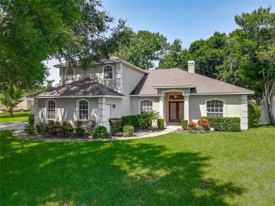 Activo con contrato: $635,000 (6 camas, 4 baños, 3338 Pies cuadrados)