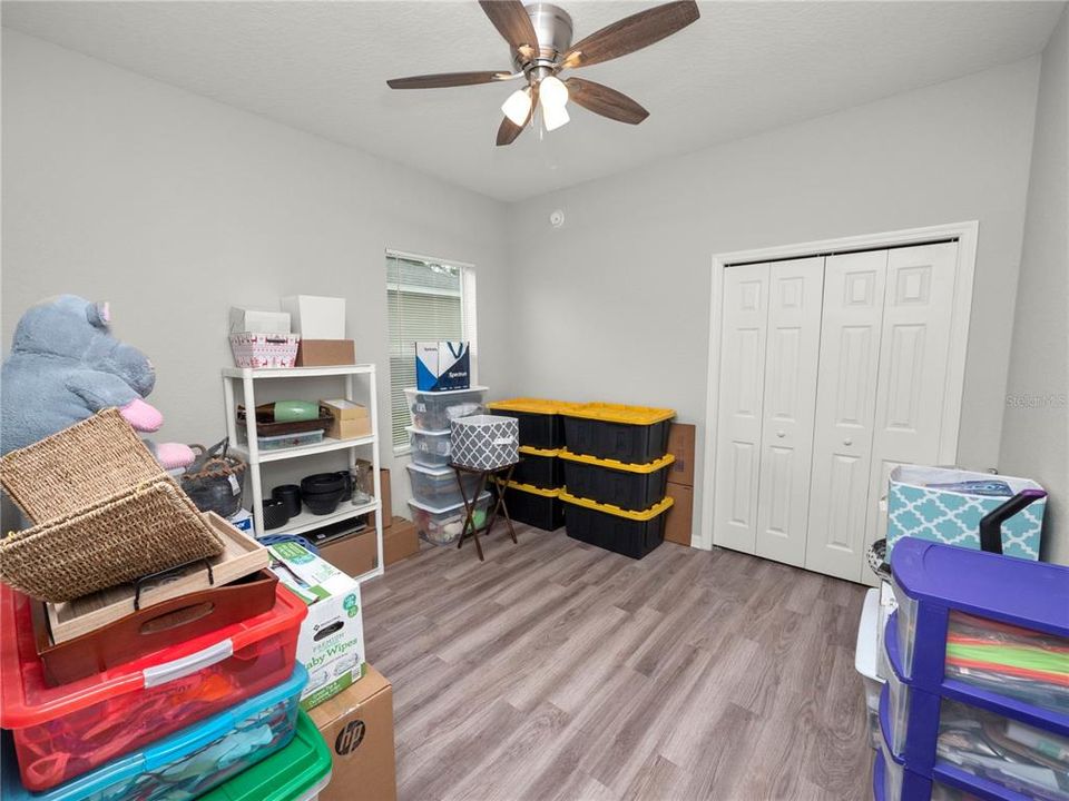 For Sale: $445,000 (4 beds, 3 baths, 2305 Square Feet)