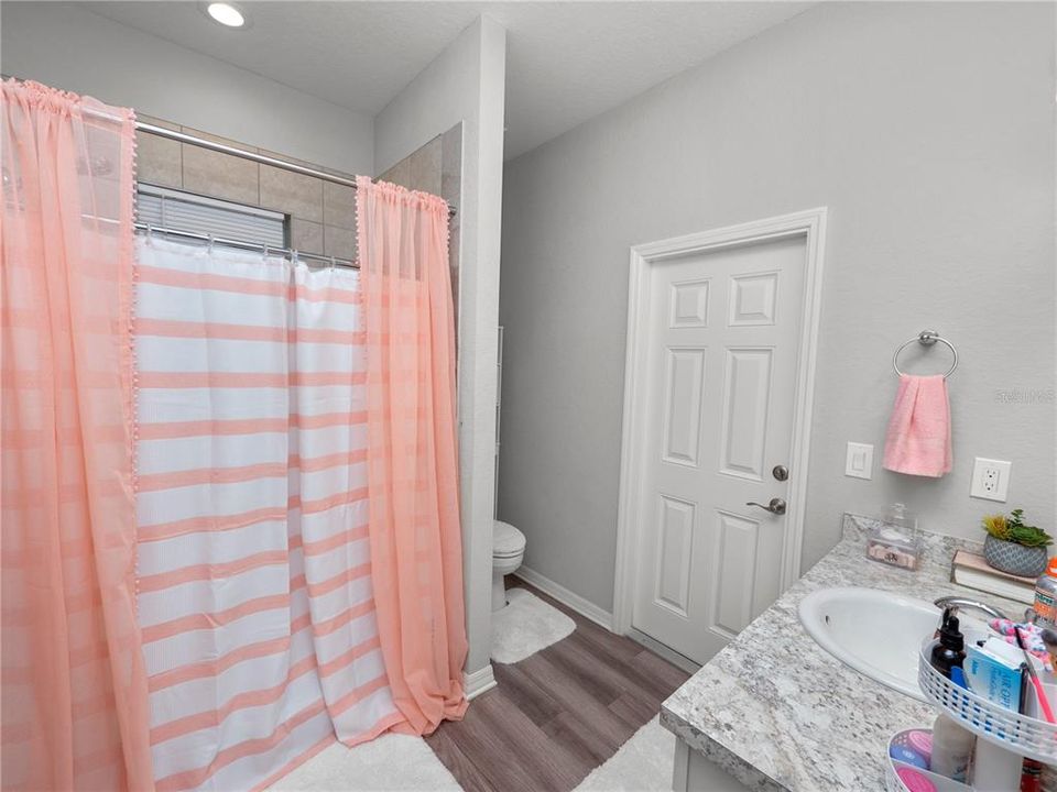 For Sale: $445,000 (4 beds, 3 baths, 2305 Square Feet)