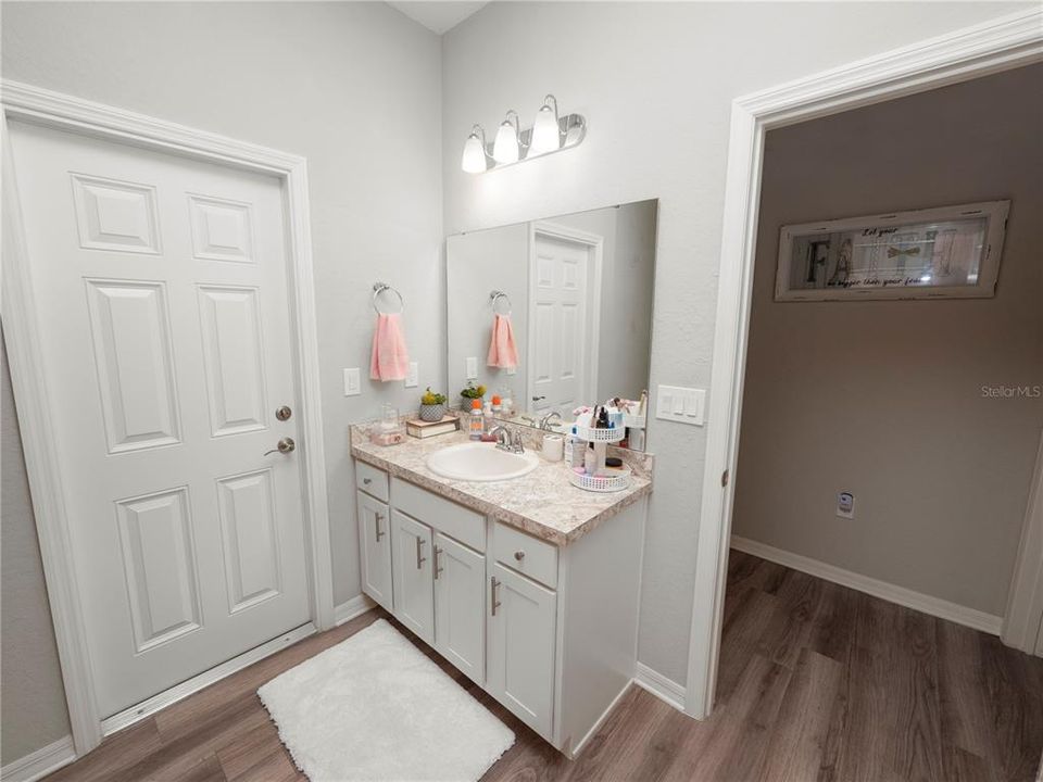 For Sale: $445,000 (4 beds, 3 baths, 2305 Square Feet)