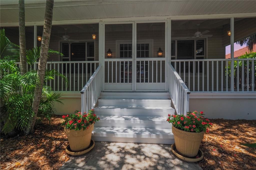 For Sale: $747,000 (3 beds, 3 baths, 2641 Square Feet)