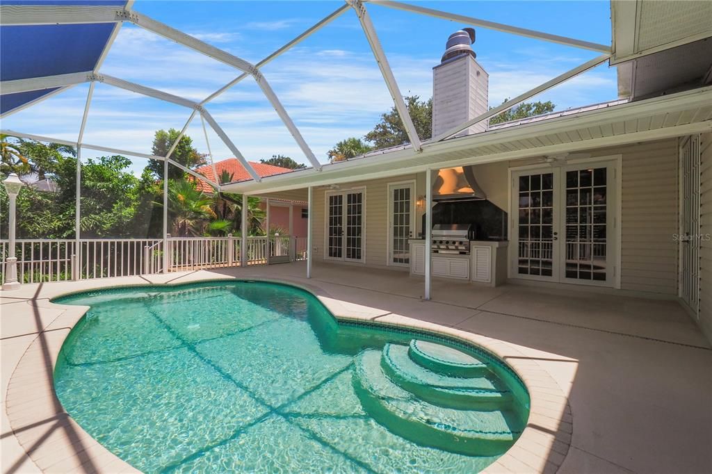 For Sale: $747,000 (3 beds, 3 baths, 2641 Square Feet)