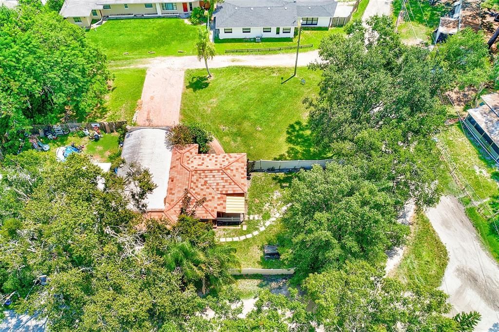 Под контрактом: $299,000 (3 спален, 1 ванн, 1568 Квадратных фут)