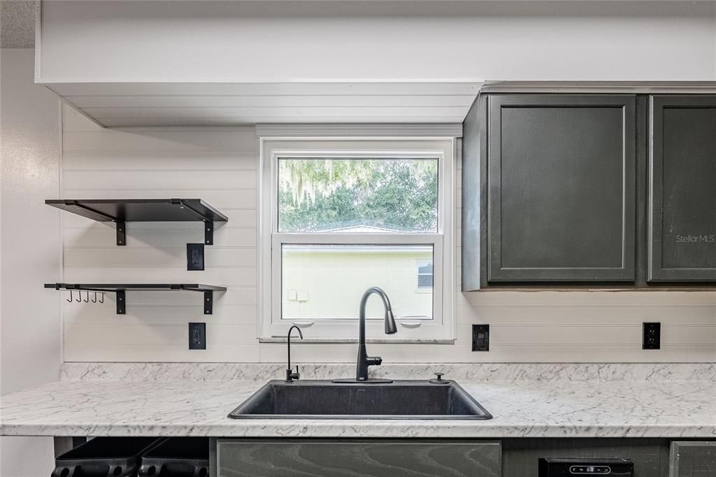 Active With Contract: $342,000 (4 beds, 2 baths, 1866 Square Feet)