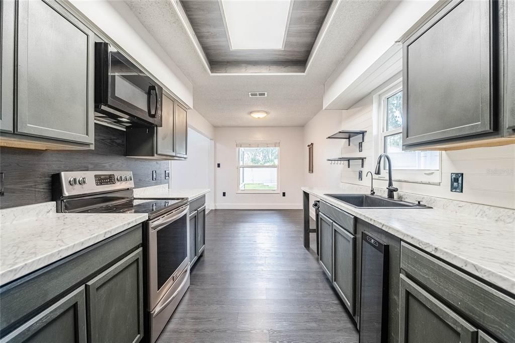 Active With Contract: $342,000 (4 beds, 2 baths, 1866 Square Feet)