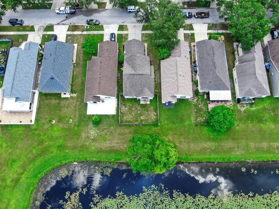 Active With Contract: $1,950 (3 beds, 2 baths, 1195 Square Feet)