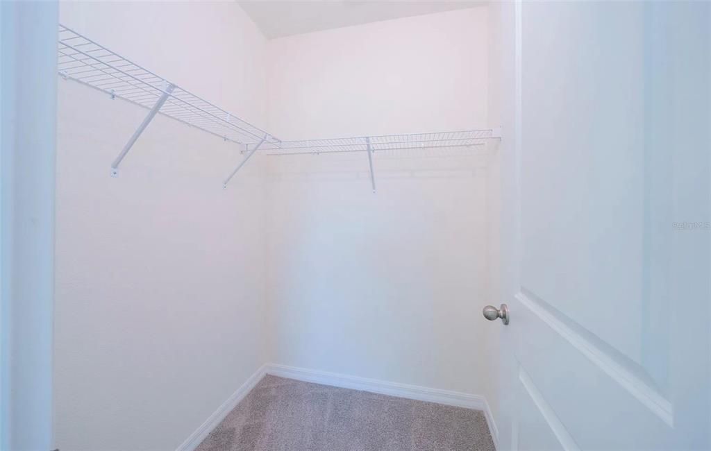 合同活跃: $2,200 (3 贝兹, 2 浴室, 1758 平方英尺)