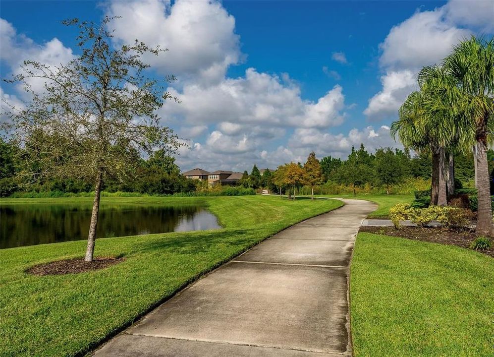 合同活跃: $2,200 (3 贝兹, 2 浴室, 1758 平方英尺)