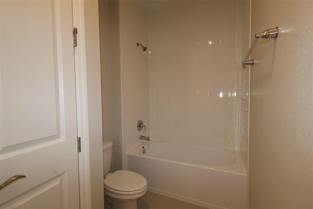 На продажу: $826,990 (4 спален, 3 ванн, 4234 Квадратных фут)