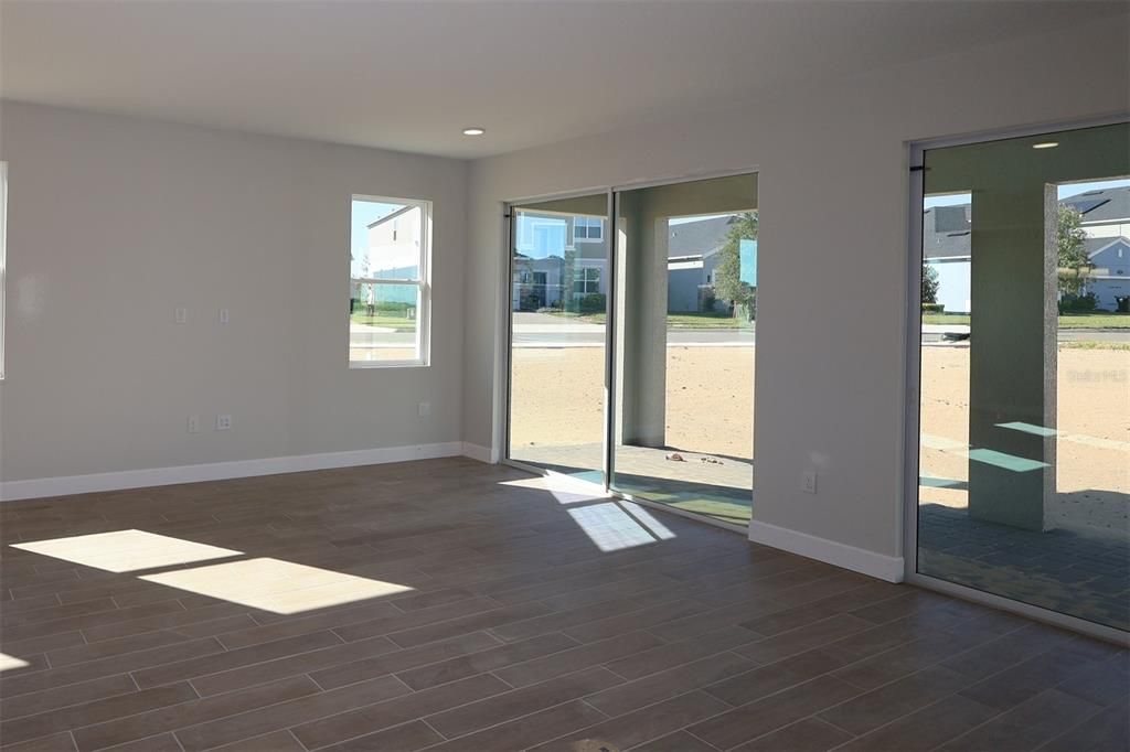 На продажу: $826,990 (4 спален, 3 ванн, 4234 Квадратных фут)