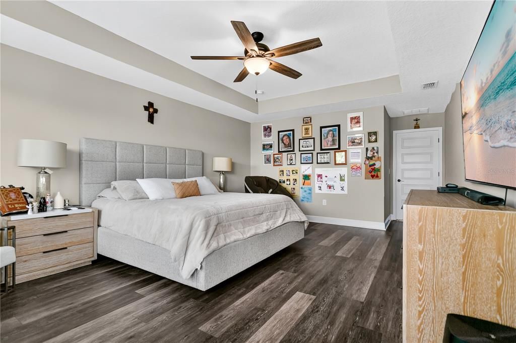 For Sale: $1,149,900 (4 beds, 3 baths, 2921 Square Feet)