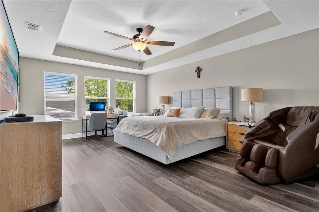 For Sale: $1,149,900 (4 beds, 3 baths, 2921 Square Feet)