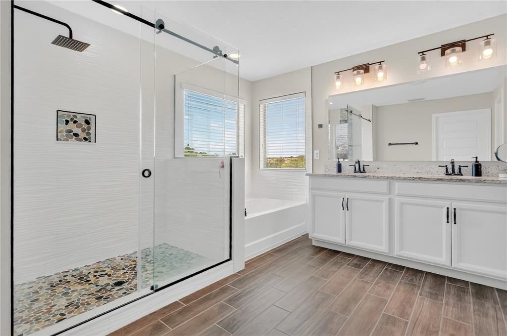 For Sale: $1,149,900 (4 beds, 3 baths, 2921 Square Feet)