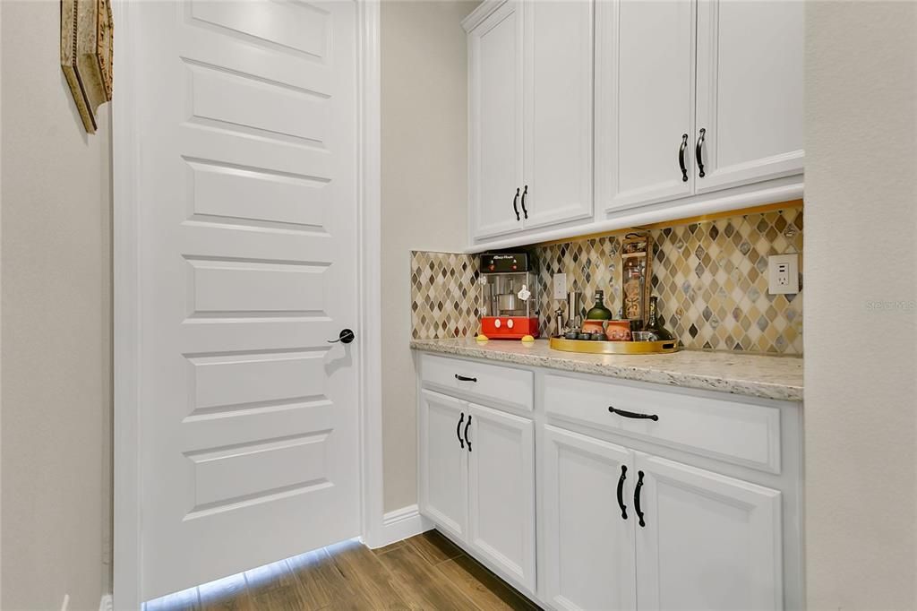 For Sale: $1,149,900 (4 beds, 3 baths, 2921 Square Feet)