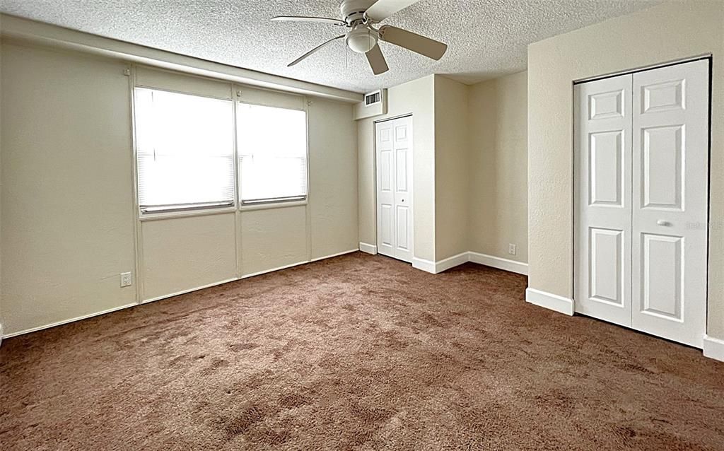 For Sale: $83,500 (1 beds, 1 baths, 708 Square Feet)