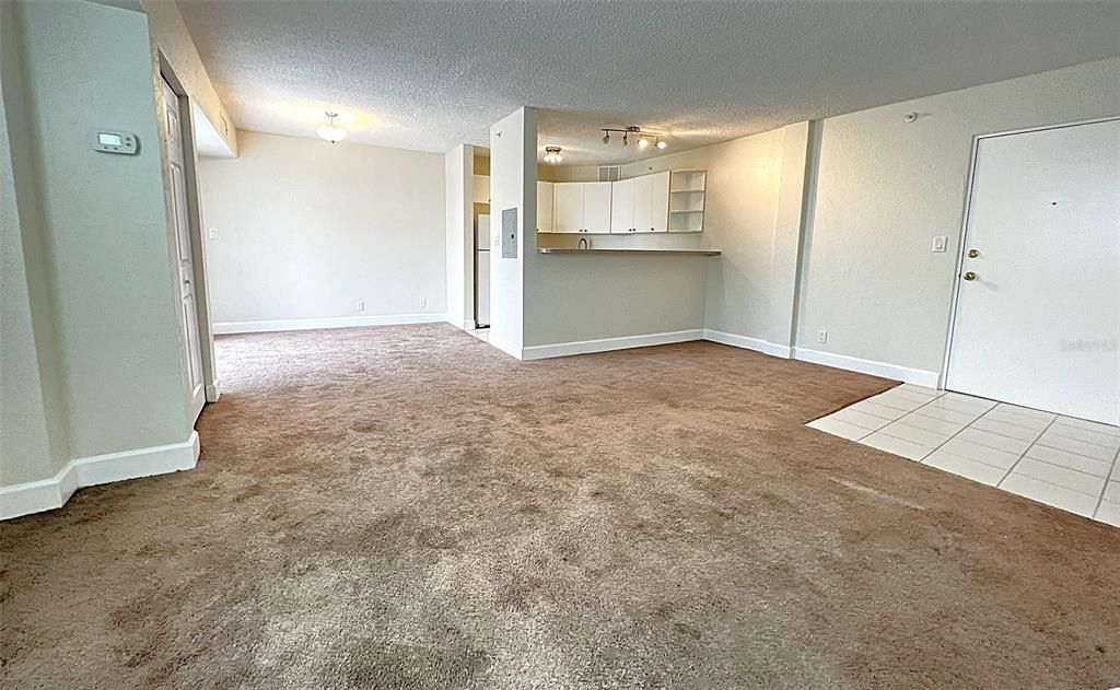 For Sale: $83,500 (1 beds, 1 baths, 708 Square Feet)