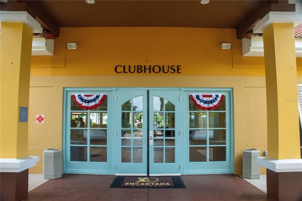 合同活跃: $309,000 (3 贝兹, 2 浴室, 1295 平方英尺)