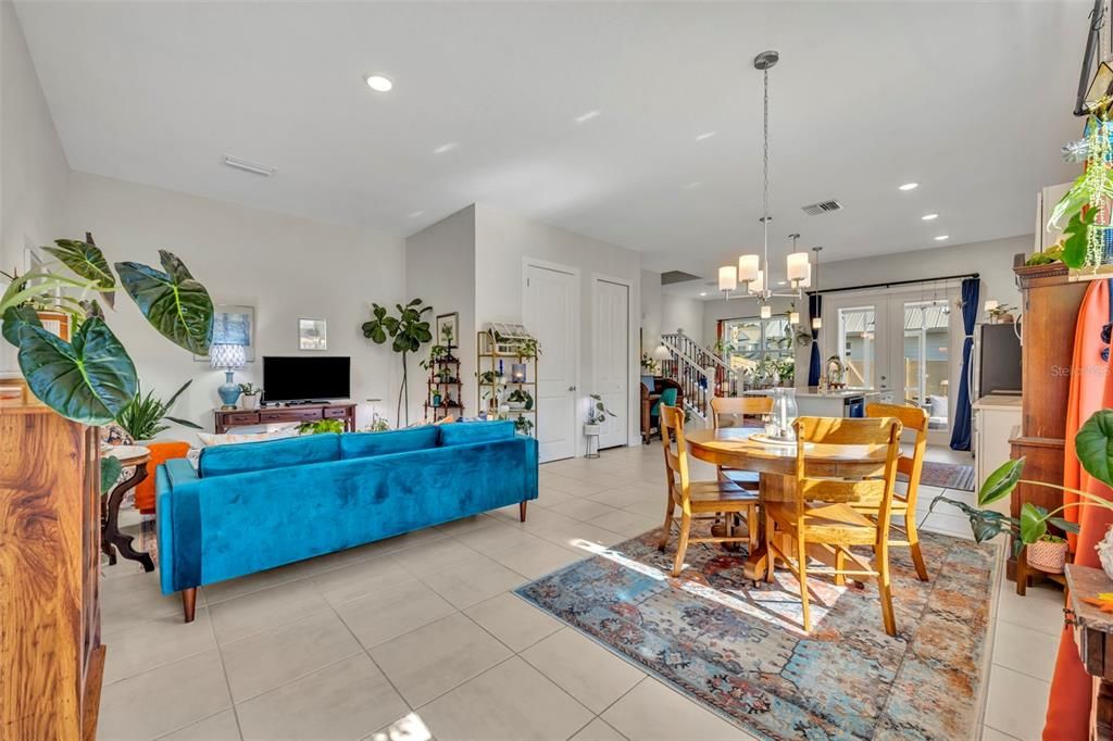 待售: $475,000 (3 贝兹, 2 浴室, 1962 平方英尺)