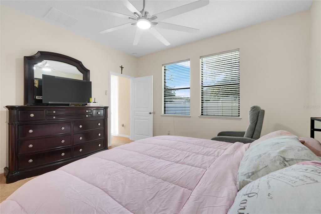 Active With Contract: $365,000 (4 beds, 2 baths, 1698 Square Feet)