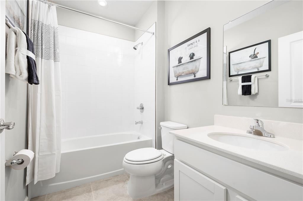 Под контрактом: $259,990 (4 спален, 2 ванн, 1722 Квадратных фут)