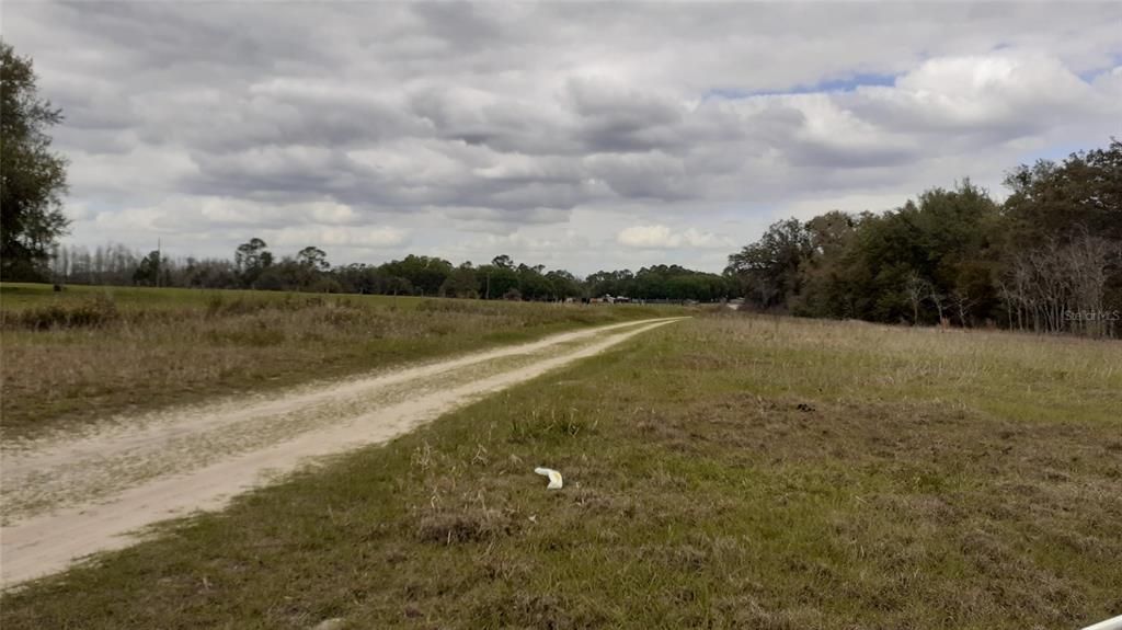 待售: $250,000 (10.00 acres)