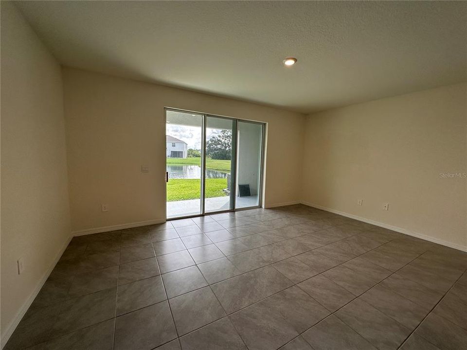 Active With Contract: $2,350 (3 beds, 2 baths, 1819 Square Feet)