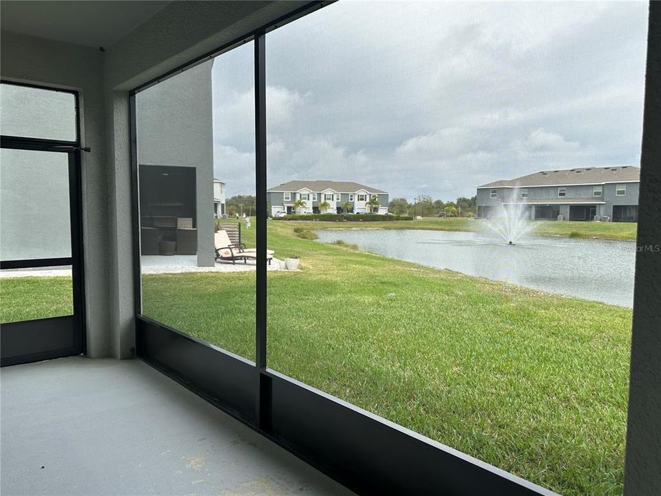 Active With Contract: $2,350 (3 beds, 2 baths, 1819 Square Feet)