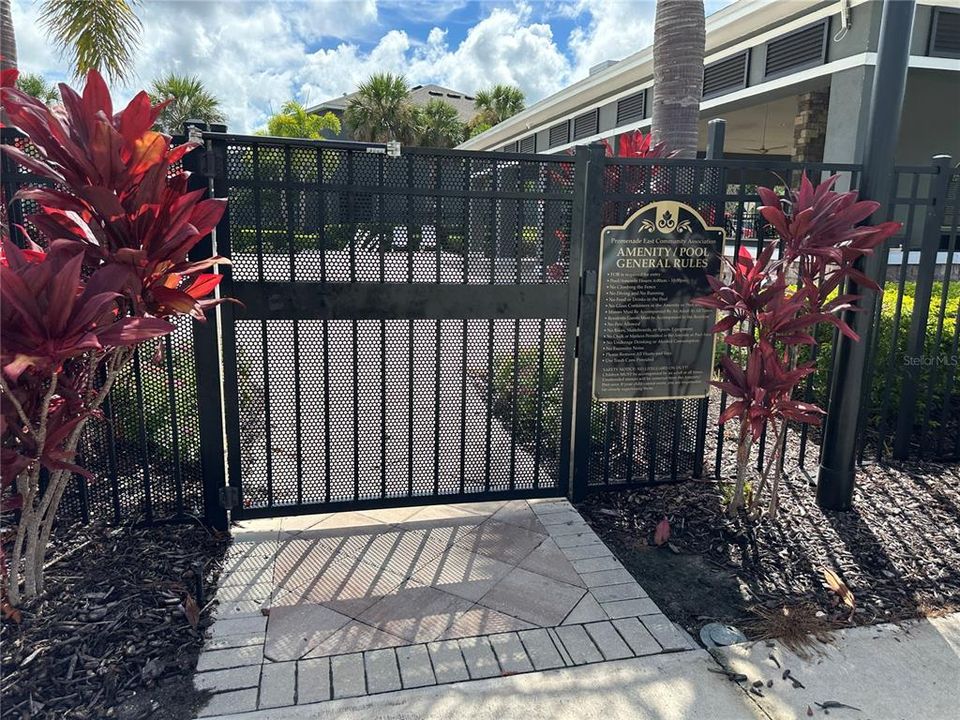 Active With Contract: $2,350 (3 beds, 2 baths, 1819 Square Feet)