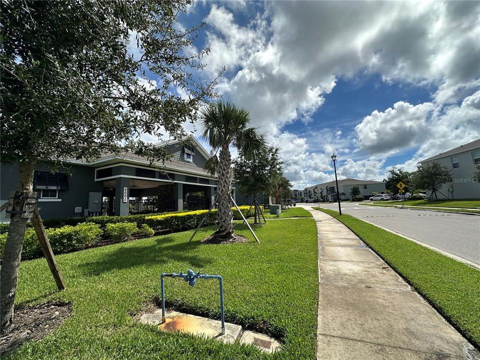 Active With Contract: $2,350 (3 beds, 2 baths, 1819 Square Feet)