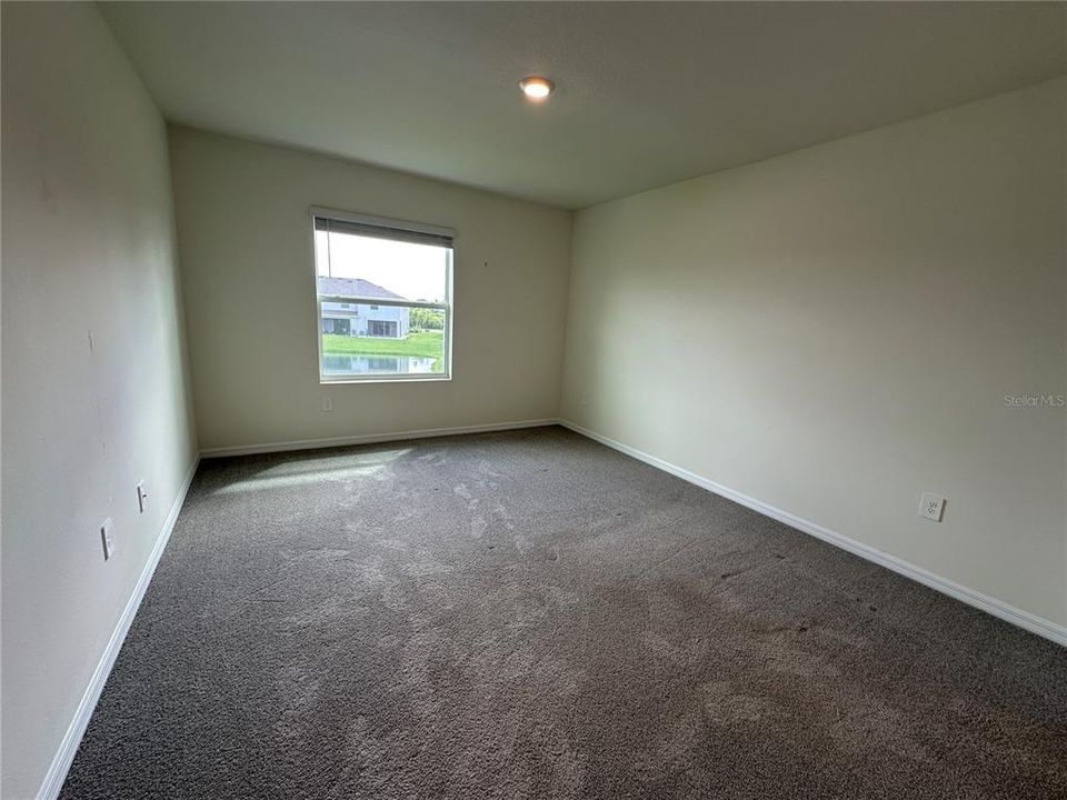 Active With Contract: $2,350 (3 beds, 2 baths, 1819 Square Feet)